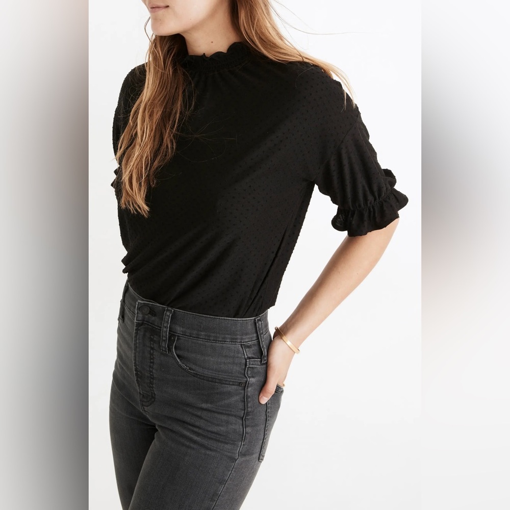 Madewell Texture & Thread Clip Dot Ruffle Top